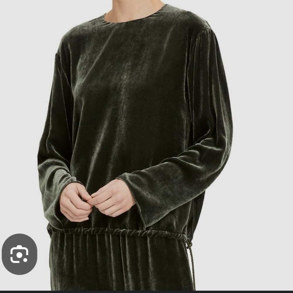 Theory Velvet Pull String Bottom Green Large Top
